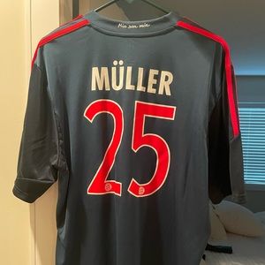 Brand New Muller Bayern Munich jersey